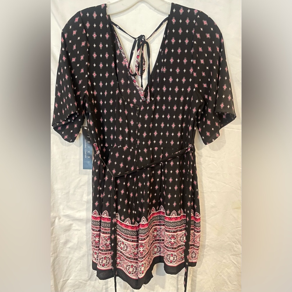 NWT Trixxi Shorts Boho Romper Size Large - Picture 3 of 4